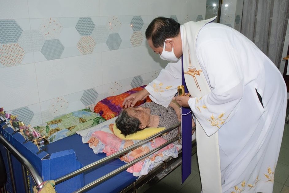 “Mục vụ thiêng liêng”nơi bệnh viện